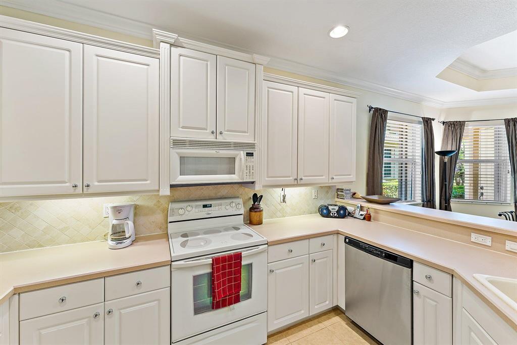 7035 Willow Pine Way