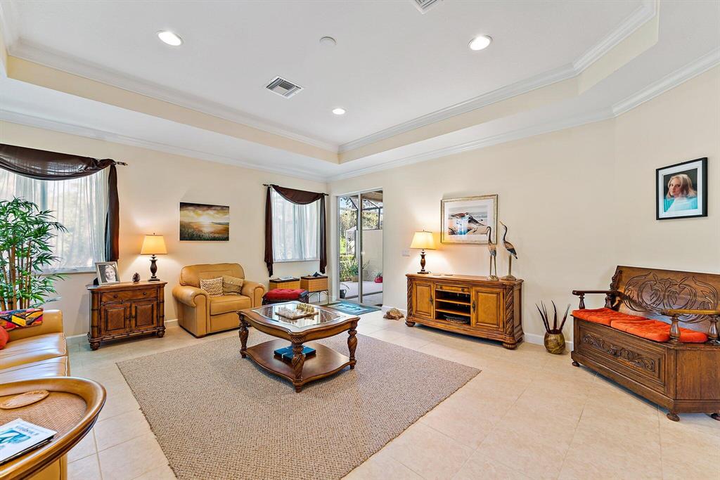 7035 Willow Pine Way
