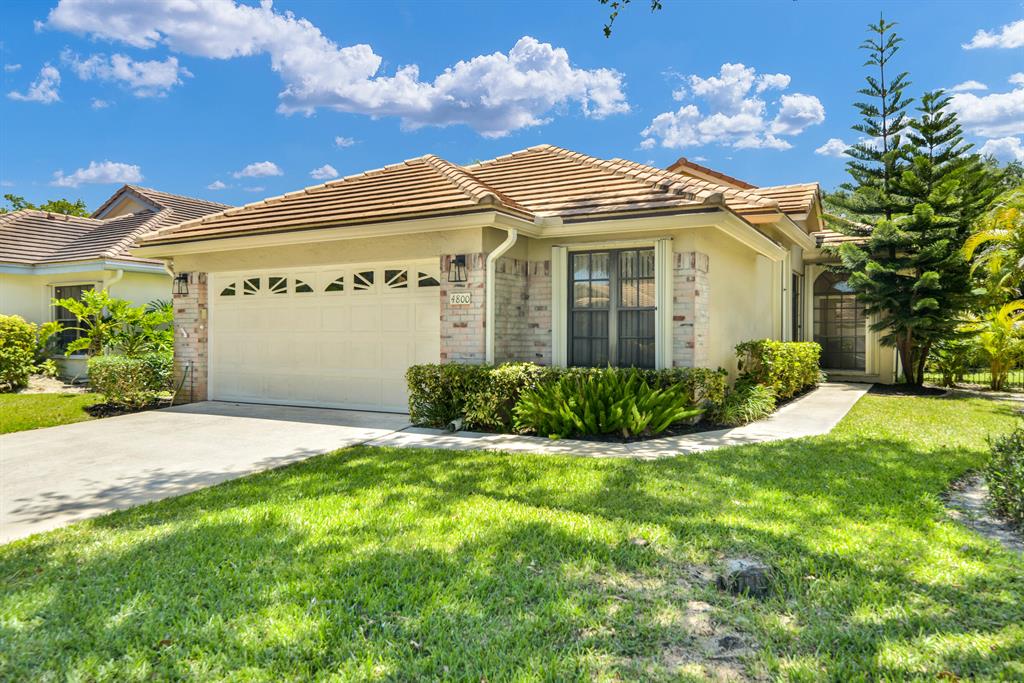 4800 Sherwood Forest Drive
