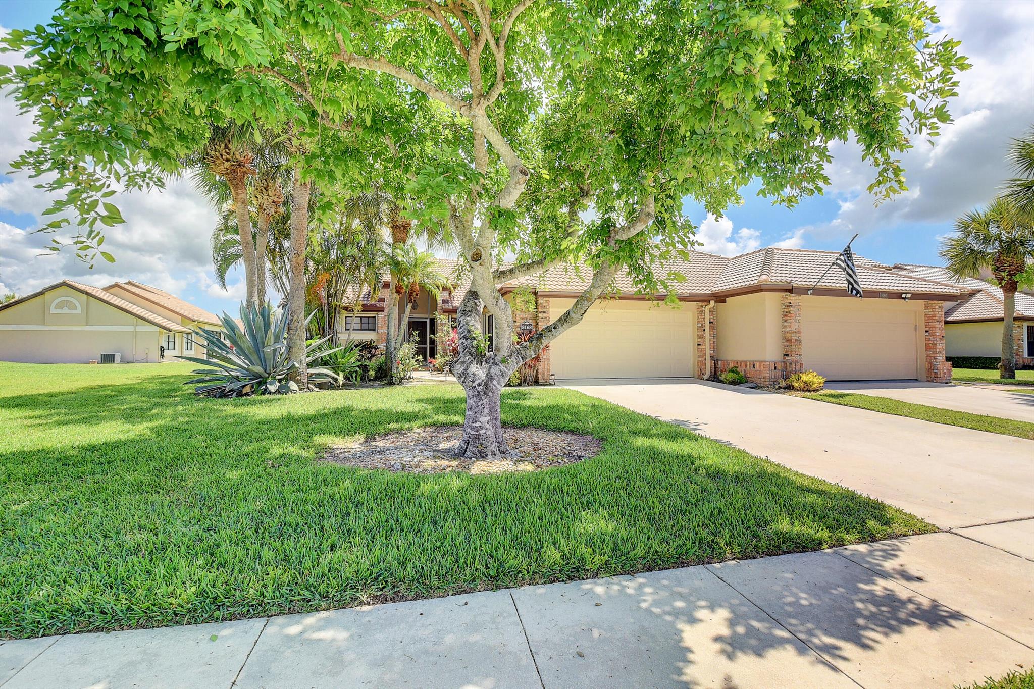 8168 Bellwort Place