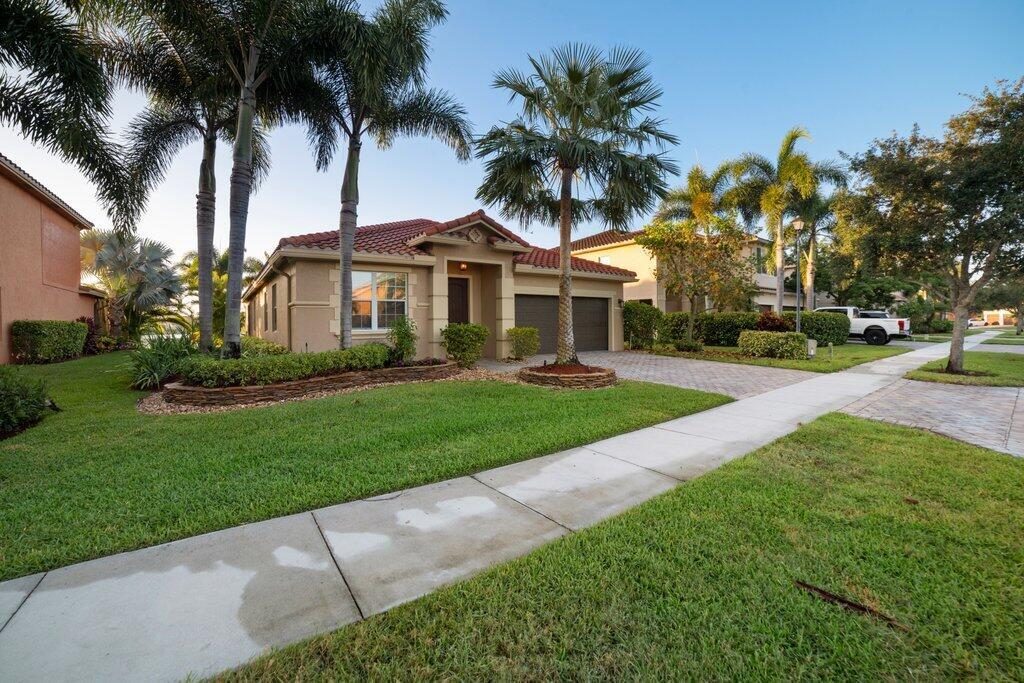 3432 Oakmont Estates Boulevard