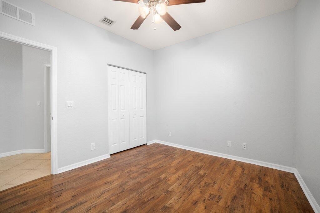 3432 Oakmont Estates Boulevard