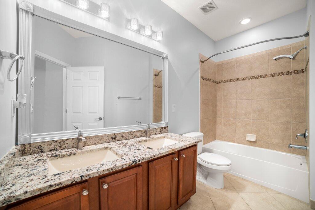 3432 Oakmont Estates Boulevard