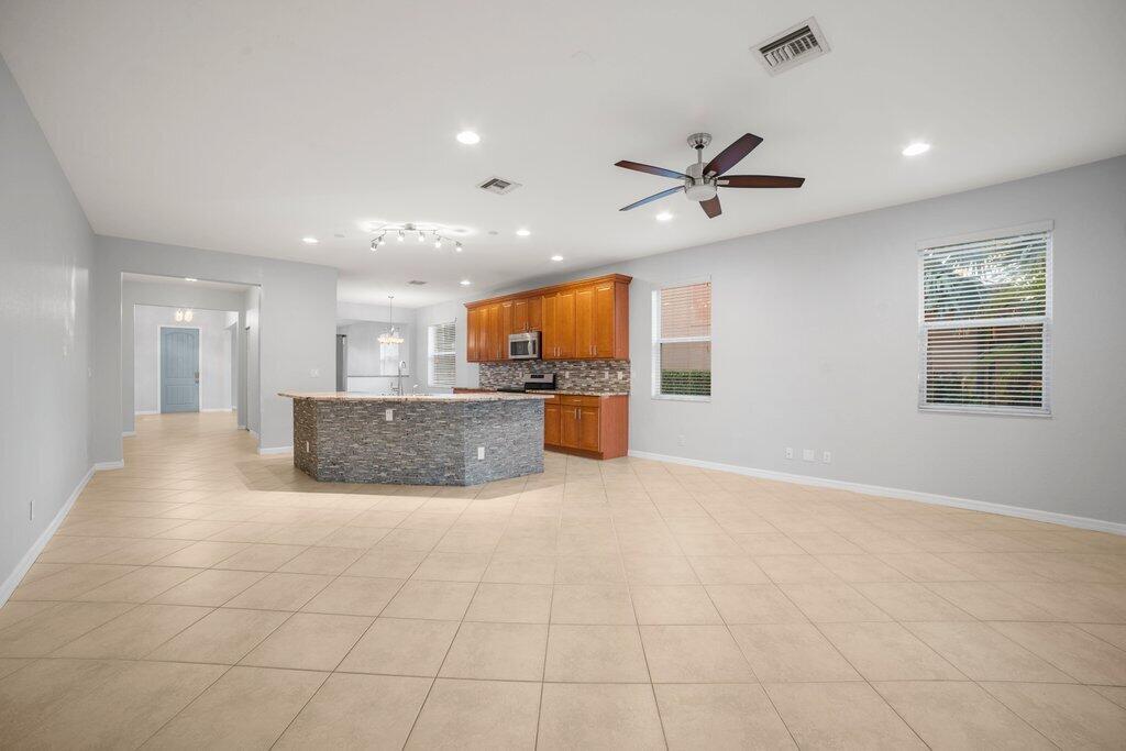 3432 Oakmont Estates Boulevard