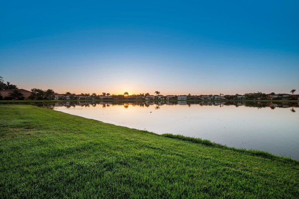 3432 Oakmont Estates Boulevard