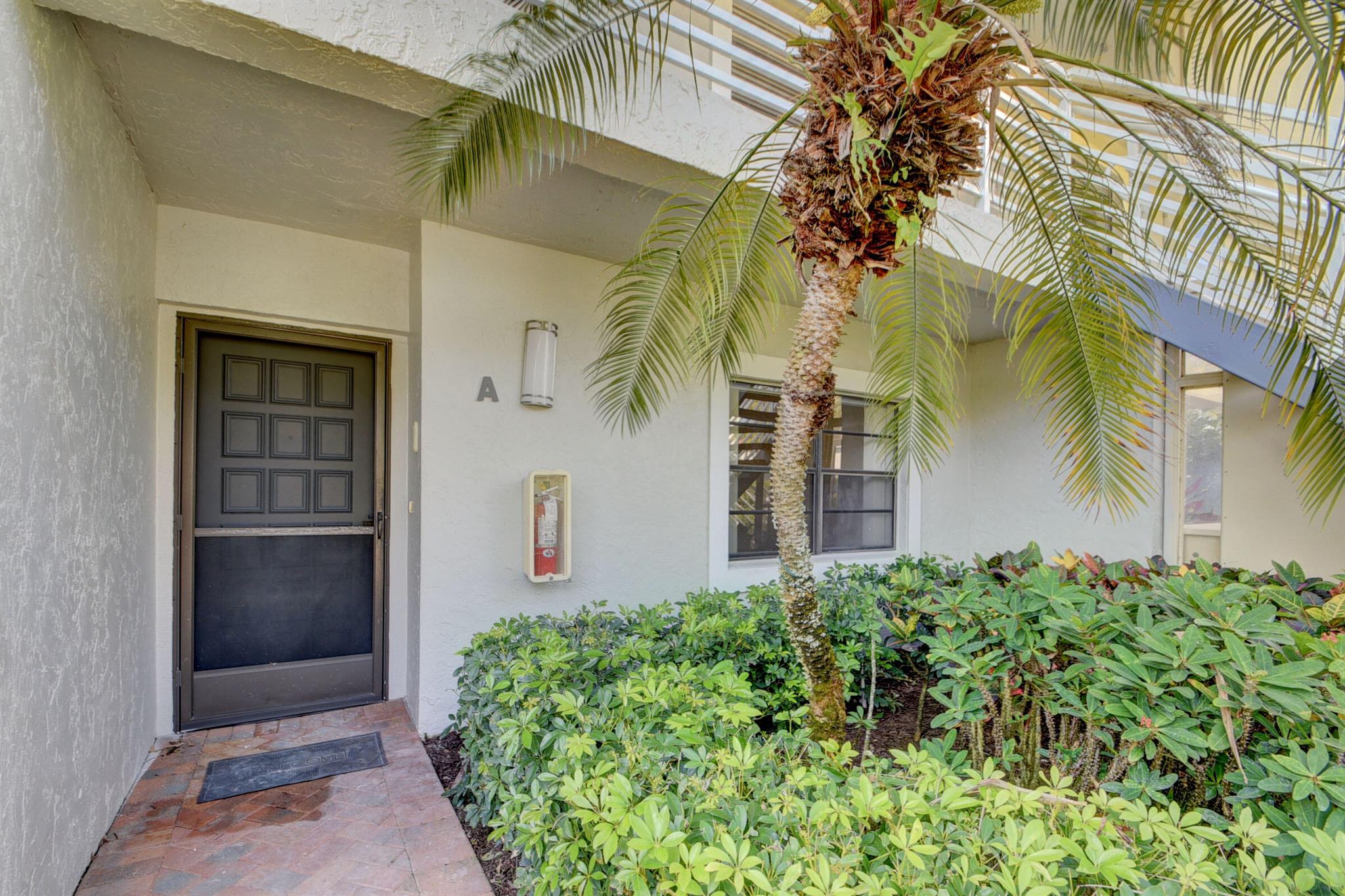 13 Southport Lane A