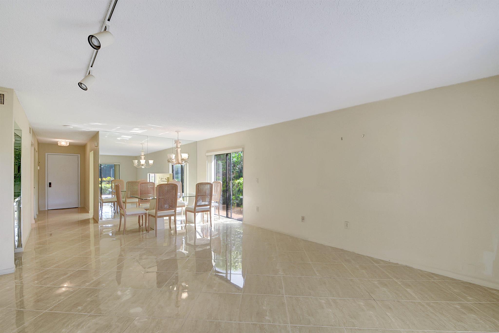 13 Southport Lane A