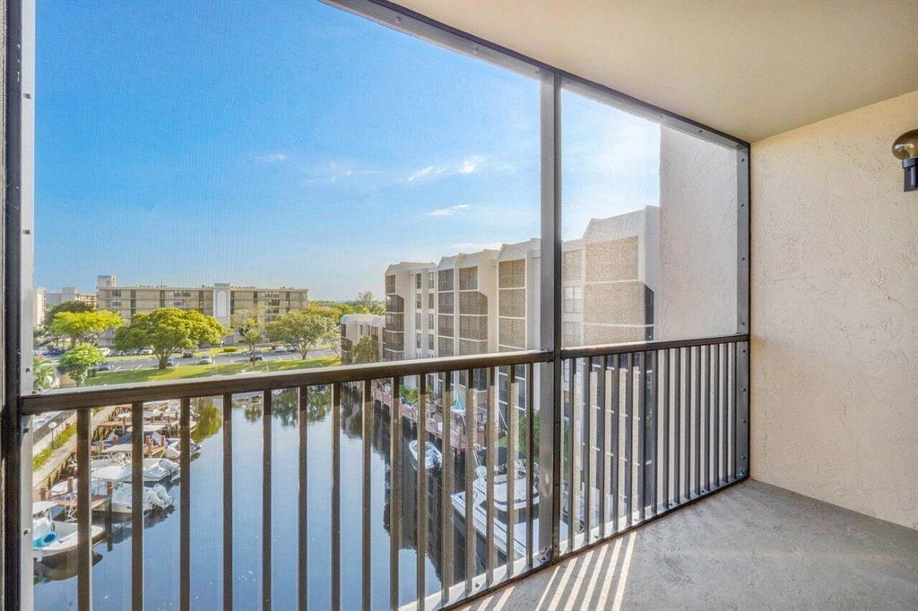 3 Royal Palm Way Unit: 504