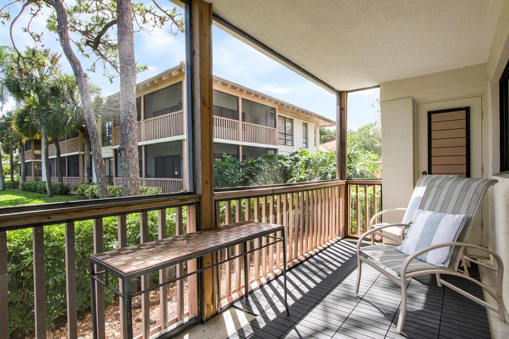 512 Brackenwood Place
