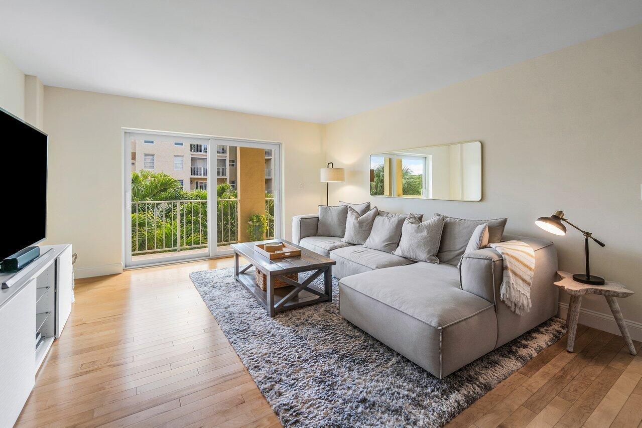 950 Ponce De Leon Road Unit: 307