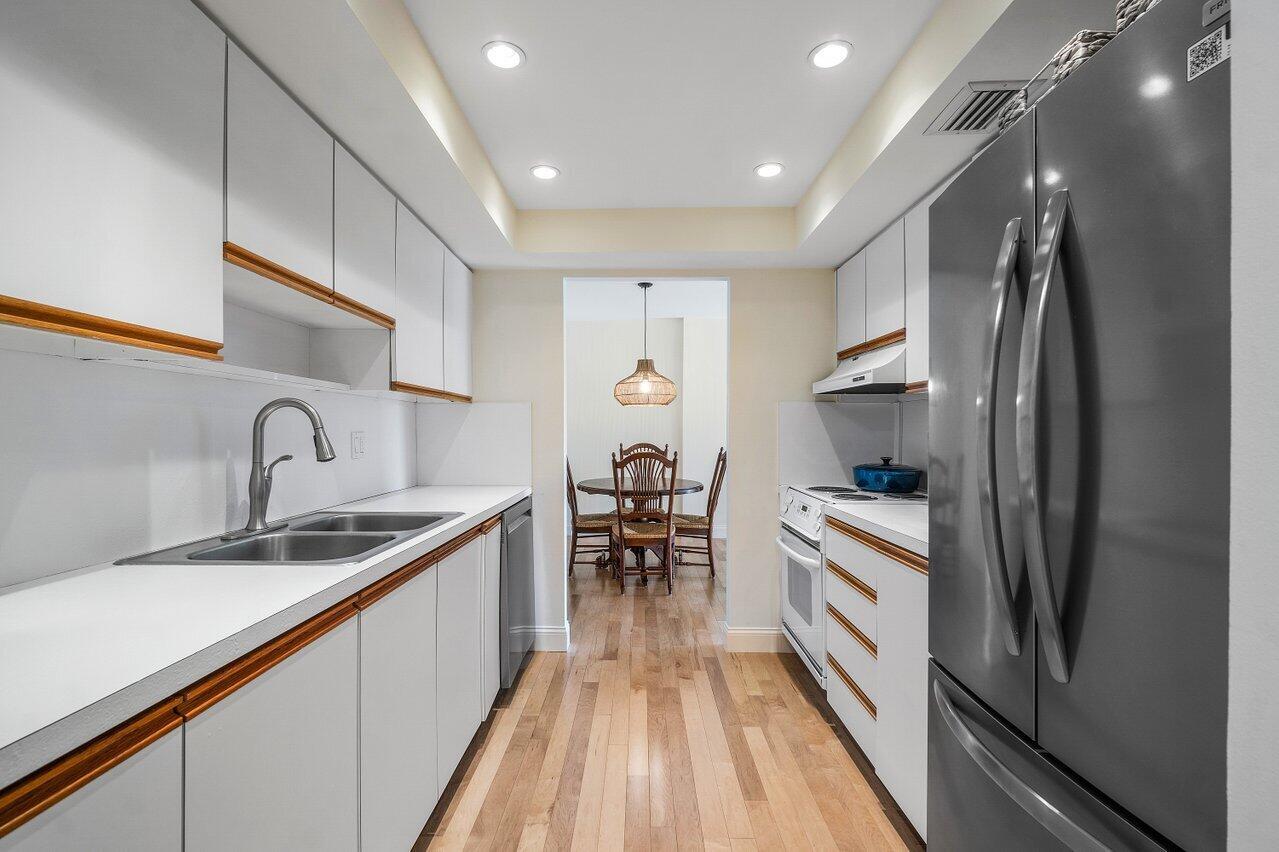 950 Ponce De Leon Road Unit: 307