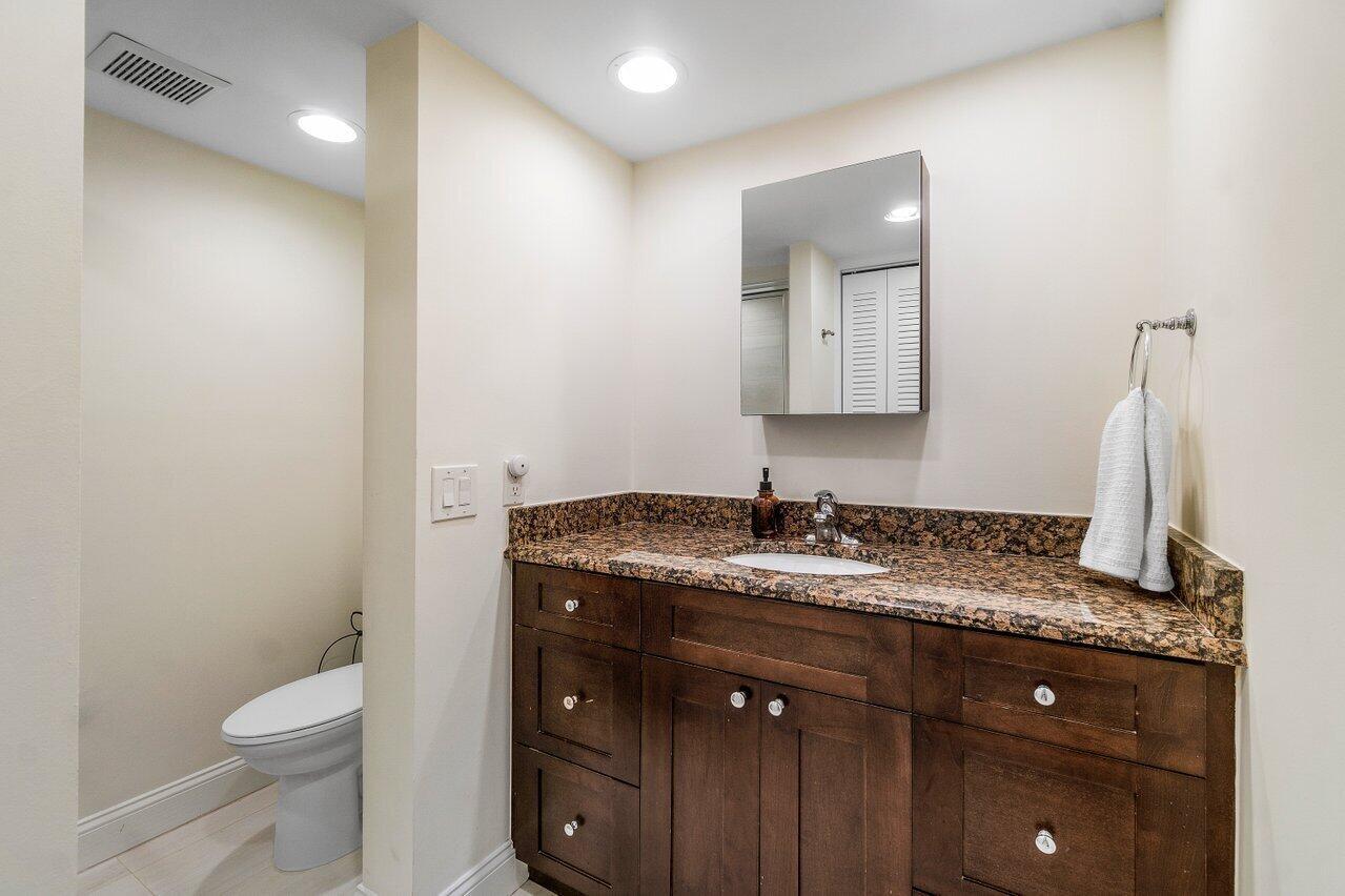 950 Ponce De Leon Road Unit: 307