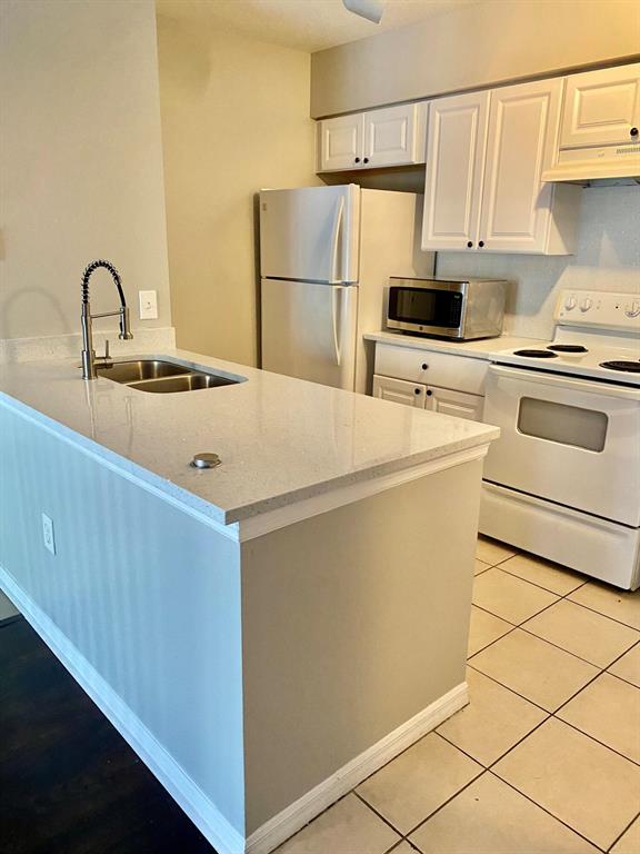 4115 San Marino Boulevard Unit: 105