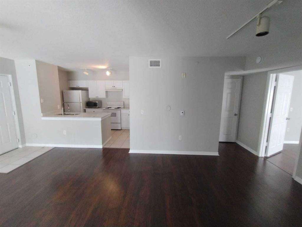 4115 San Marino Boulevard Unit: 105