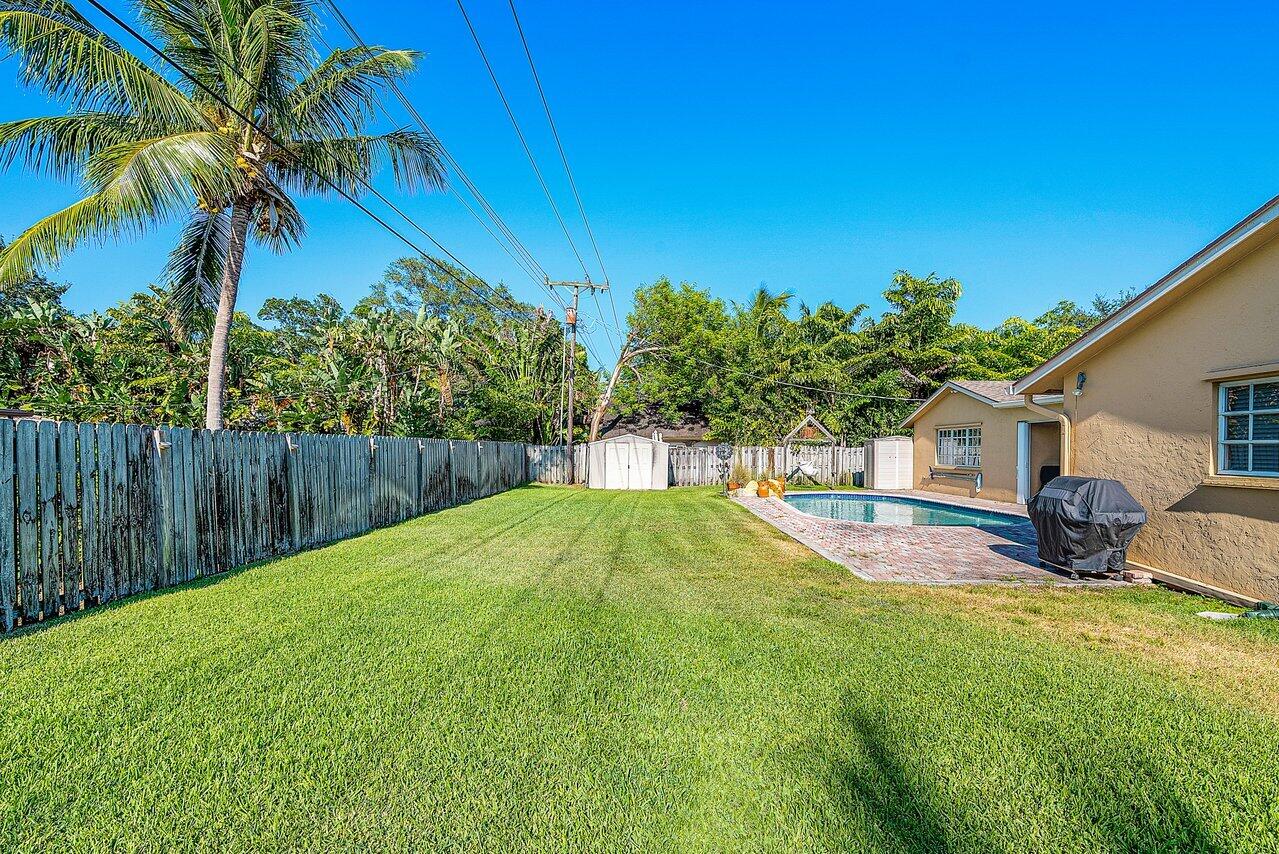 1161 SW 16th Street