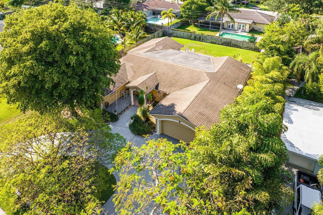 1161 SW 16th Street