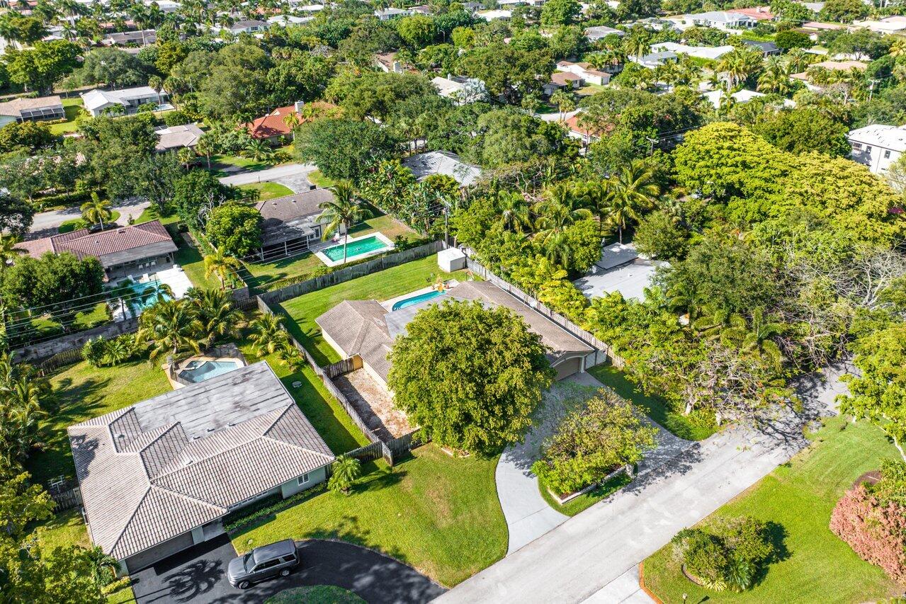 1161 SW 16th Street