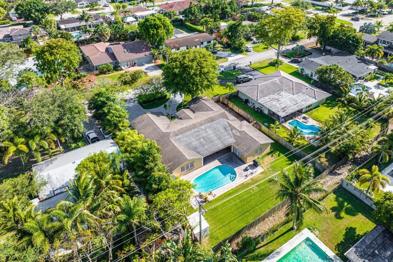 1161 SW 16th Street