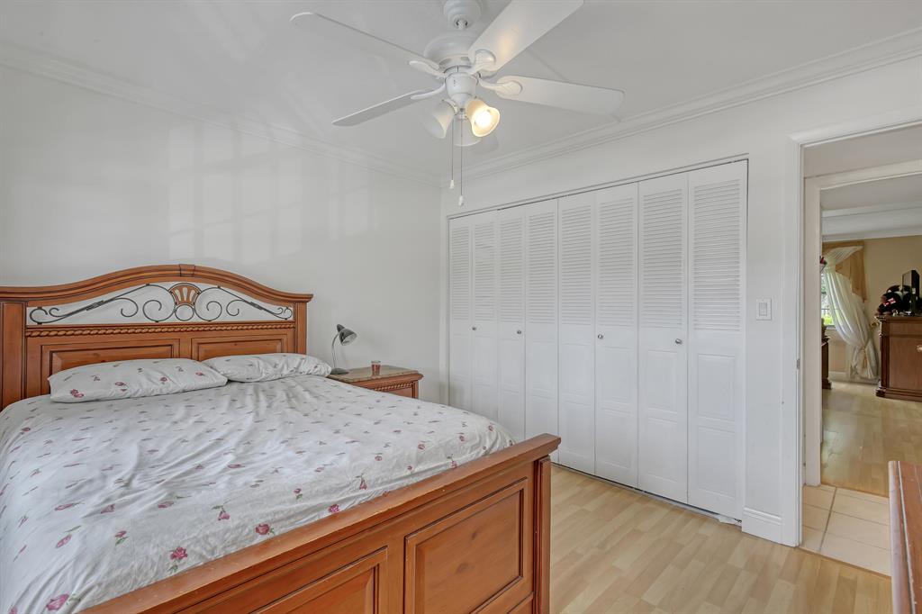 9440 SW 8th Street Unit: 203