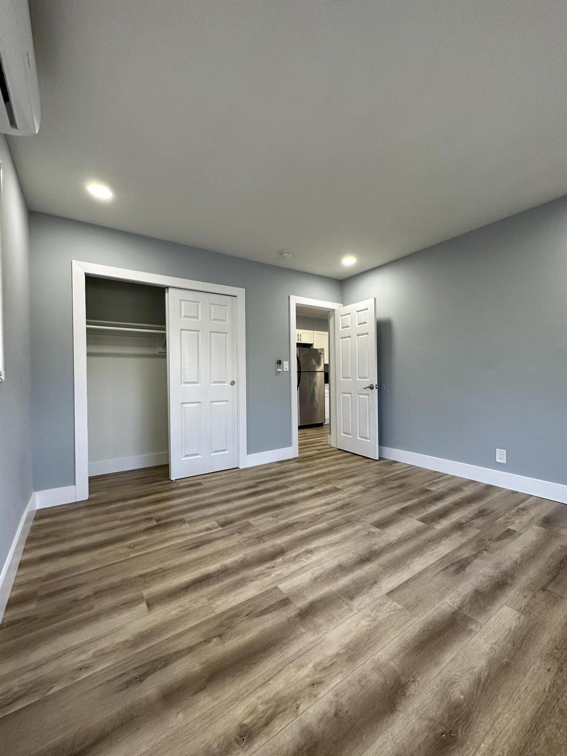 812 NE 17th Street Unit: 1