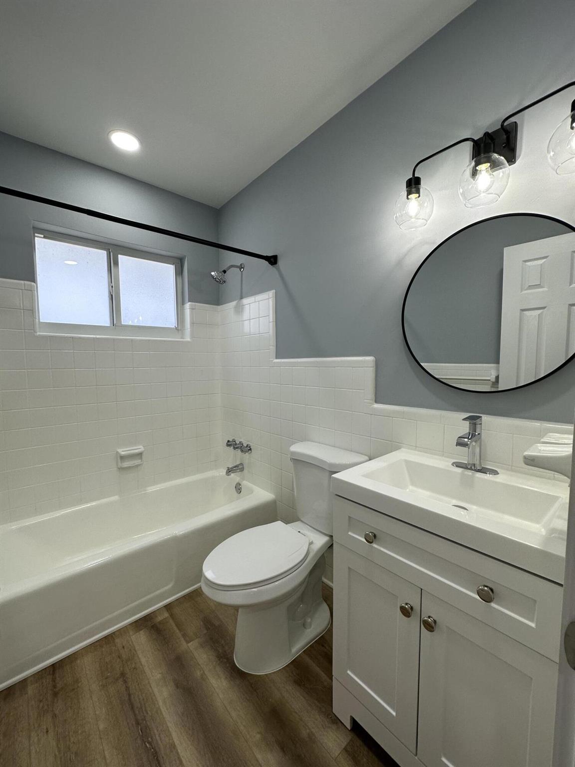 812 NE 17th Street Unit: 1