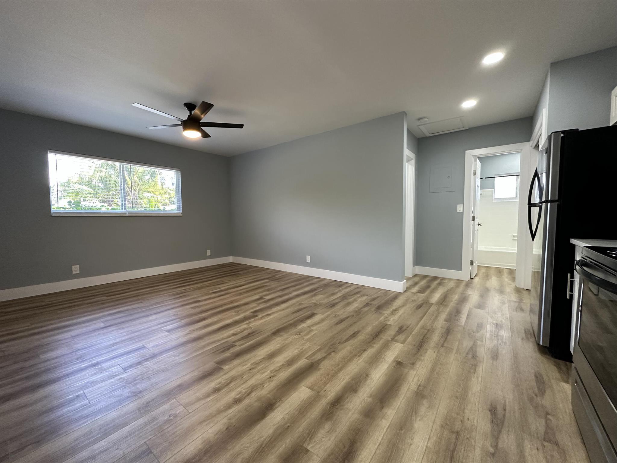 812 NE 17th Street Unit: 1