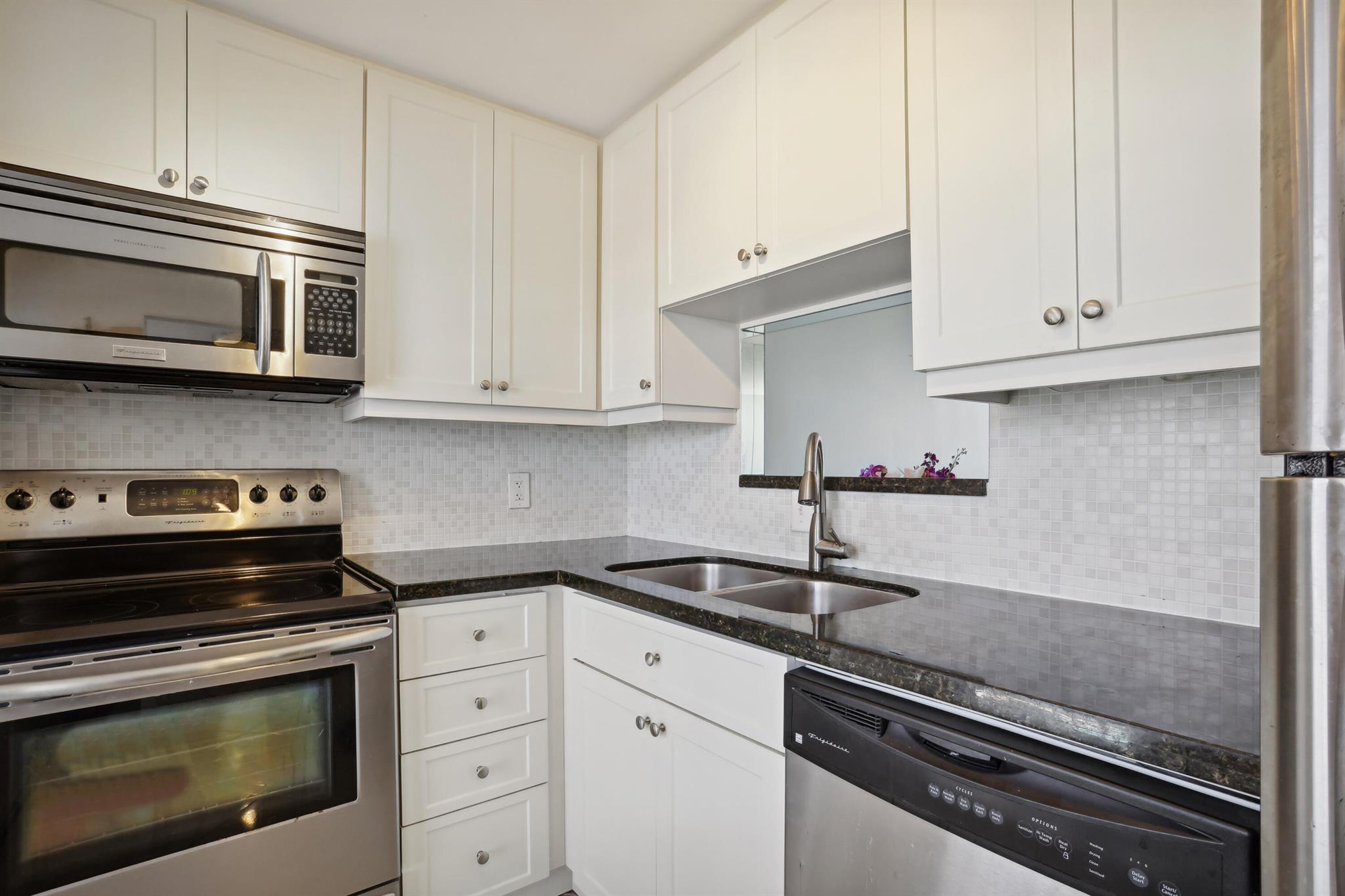 201 N Ocean Boulevard Unit: 702