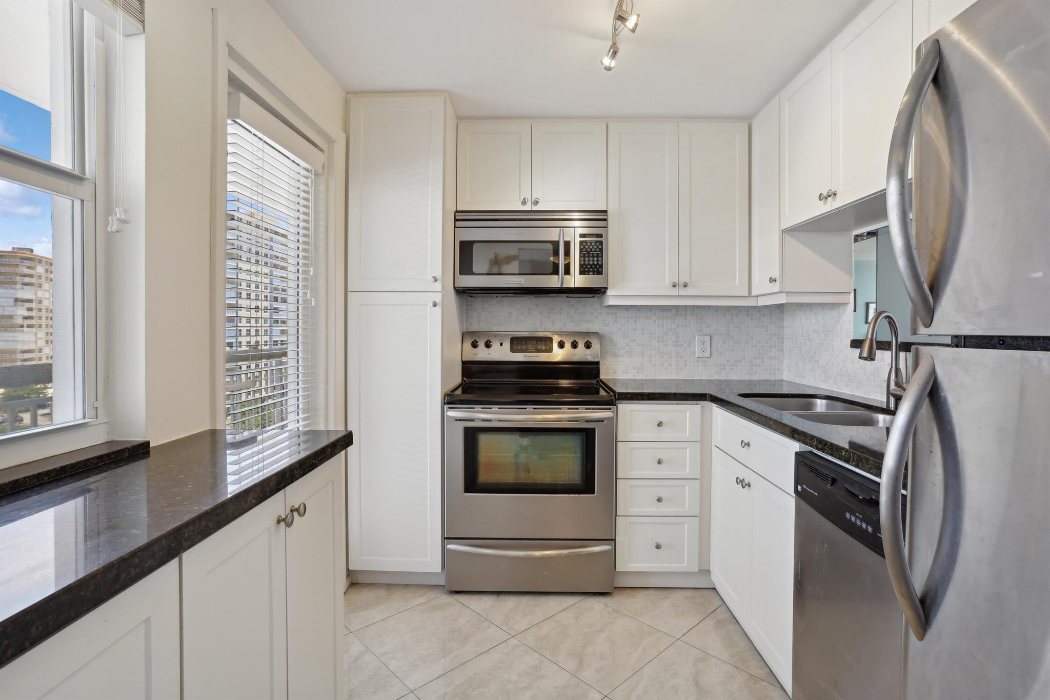 201 N Ocean Boulevard Unit: 702