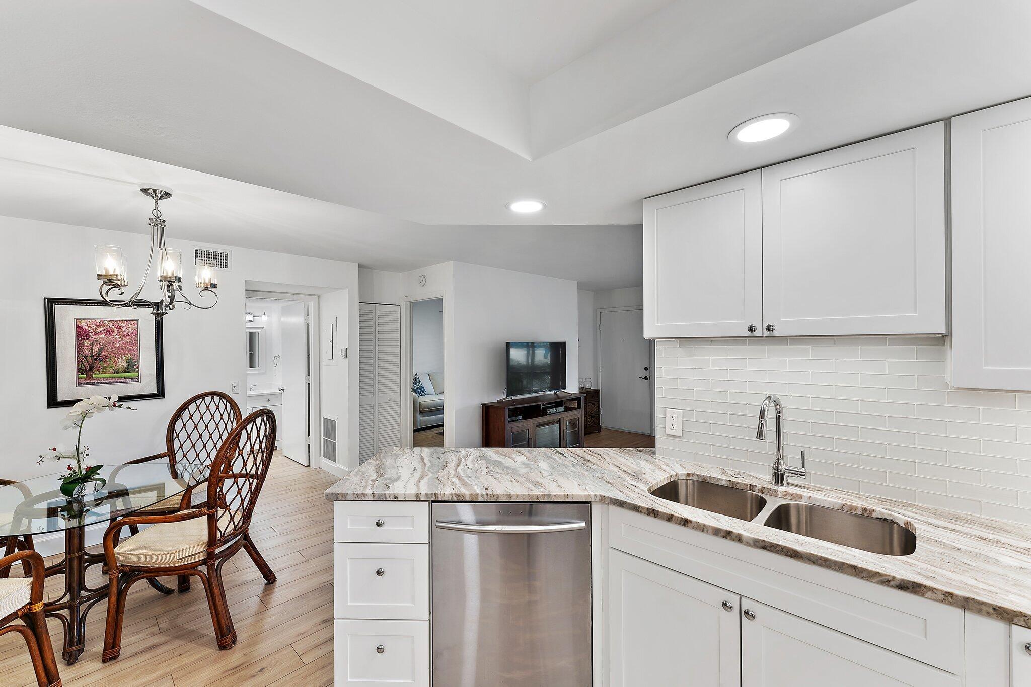 6524 Chasewood Drive Unit: C