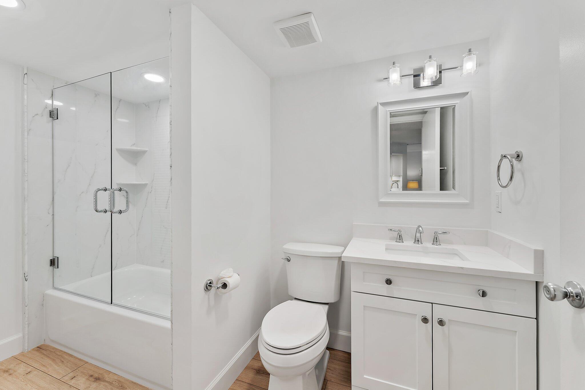 6524 Chasewood Drive Unit: C