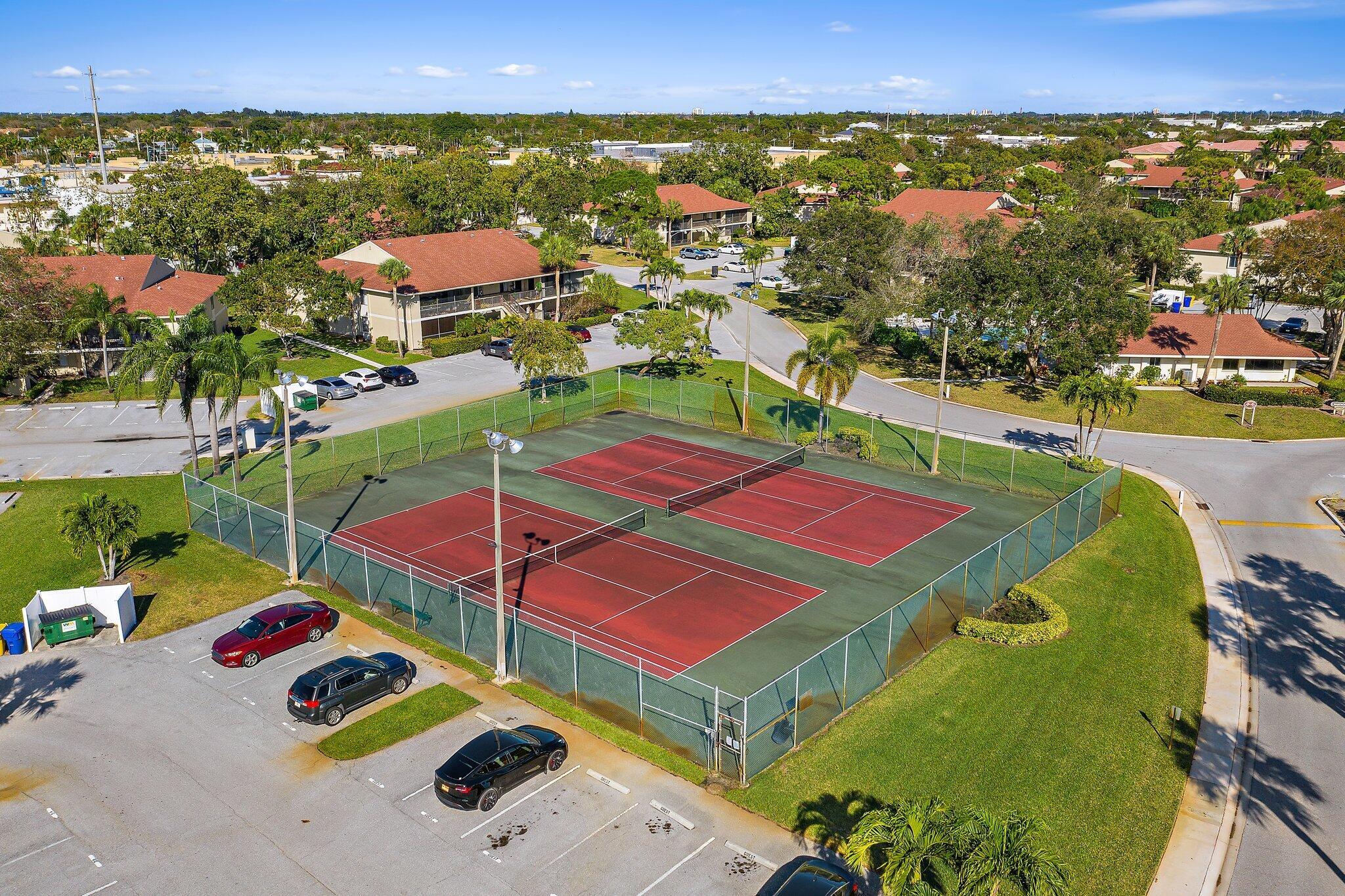 6524 Chasewood Drive Unit: C