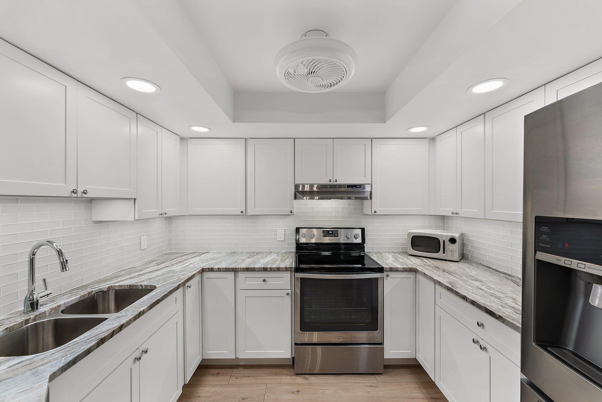 6524 Chasewood Drive Unit: C