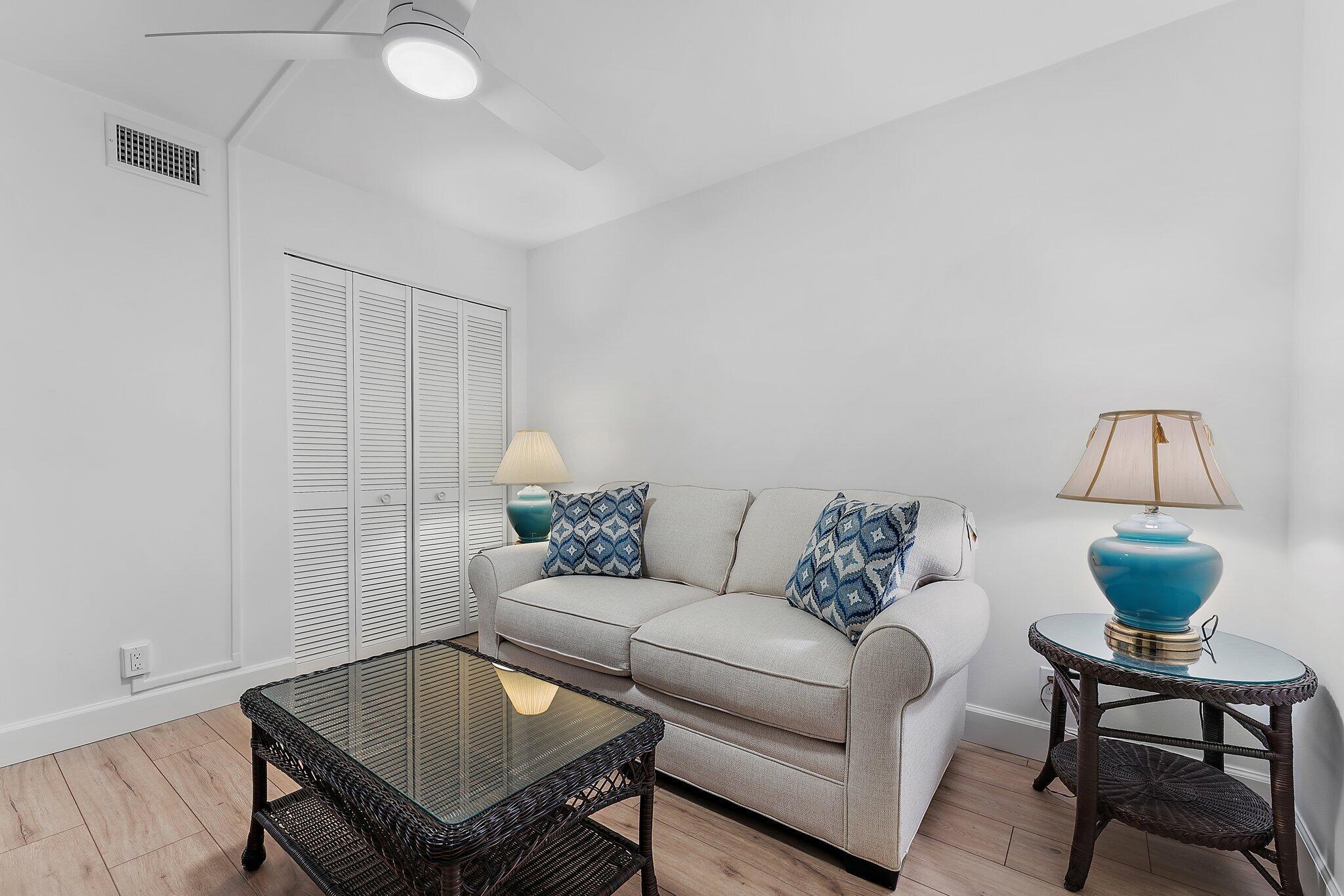 6524 Chasewood Drive Unit: C