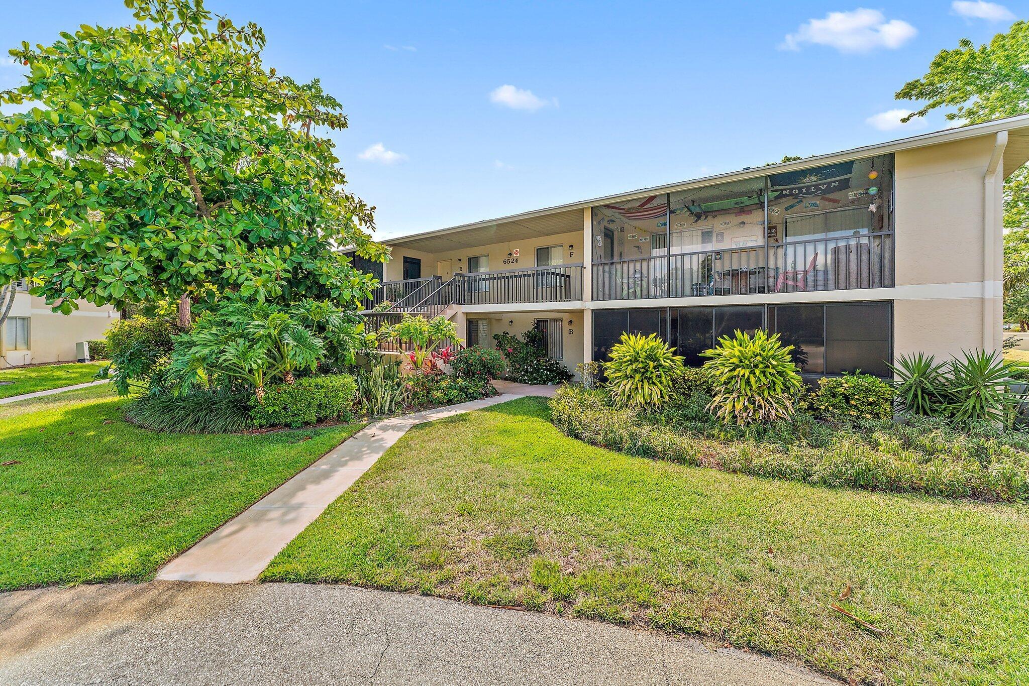 6524 Chasewood Drive Unit: C