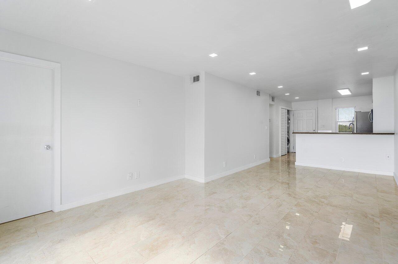 2108 S Cypress Bend Drive Unit: 406