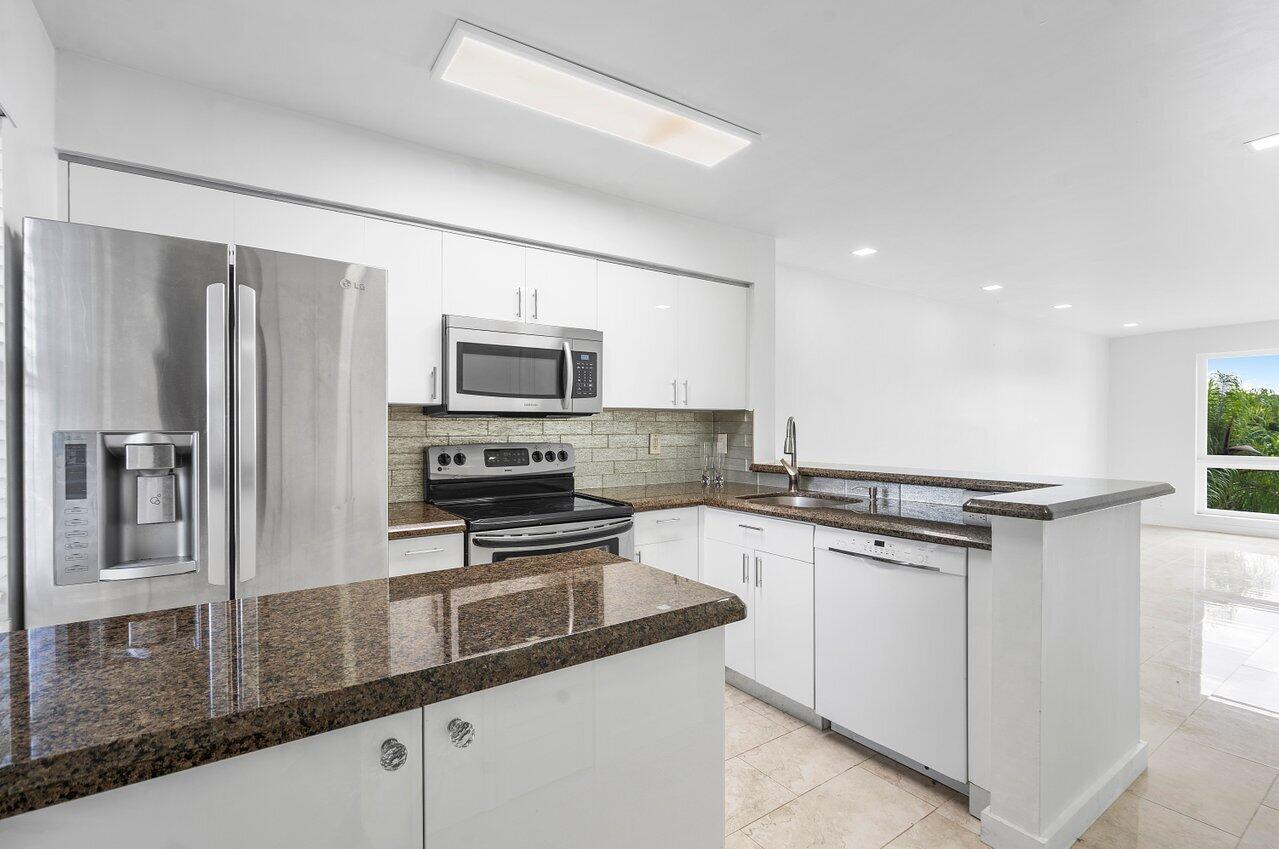2108 S Cypress Bend Drive Unit: 406