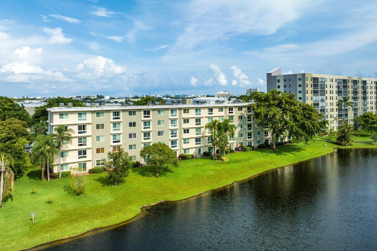 2108 S Cypress Bend Drive Unit: 406
