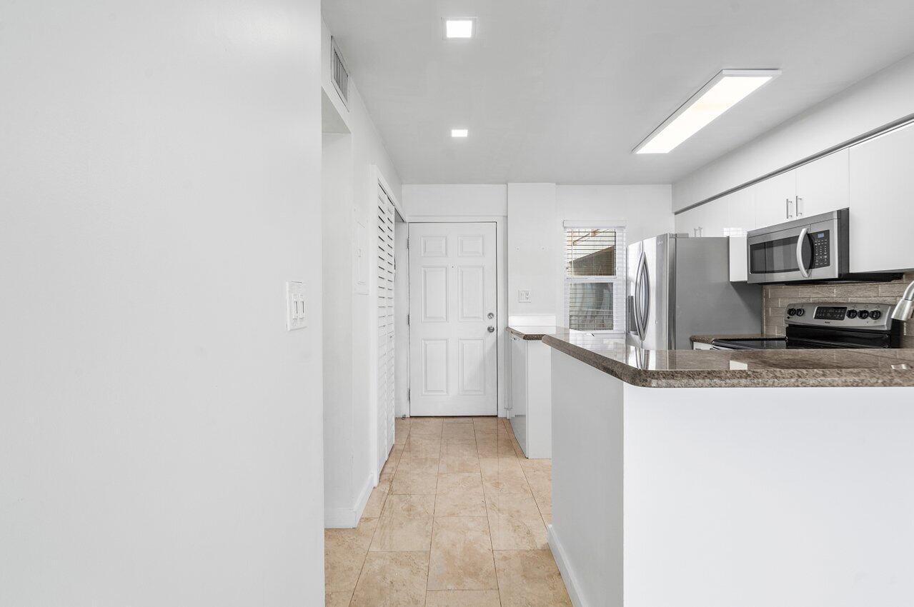 2108 S Cypress Bend Drive Unit: 406