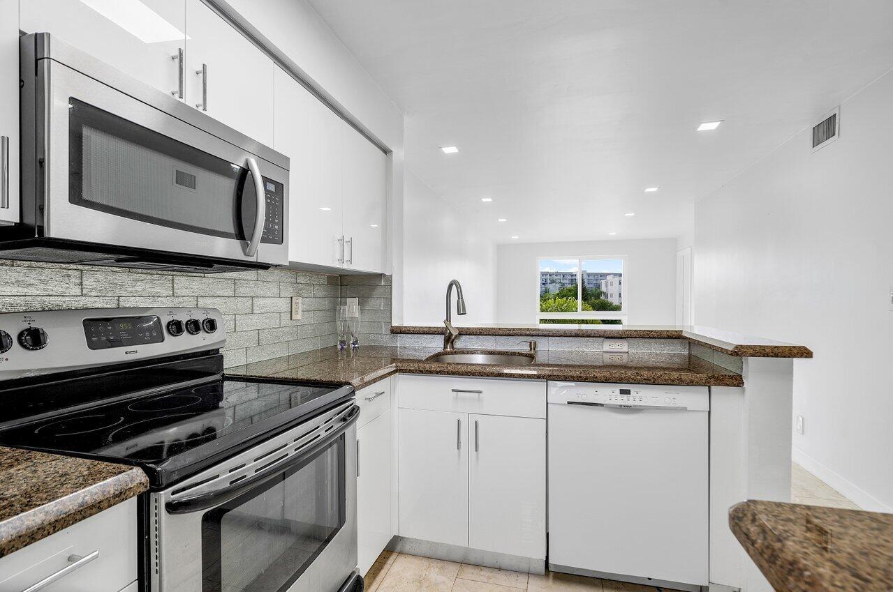 2108 S Cypress Bend Drive Unit: 406