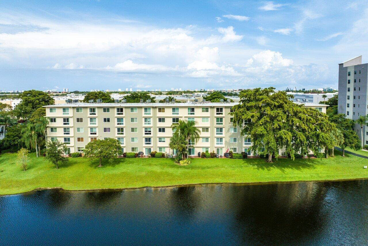 2108 S Cypress Bend Drive Unit: 406