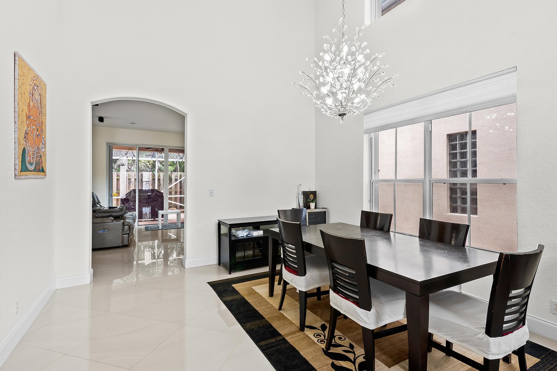 9728 Vineyard Court