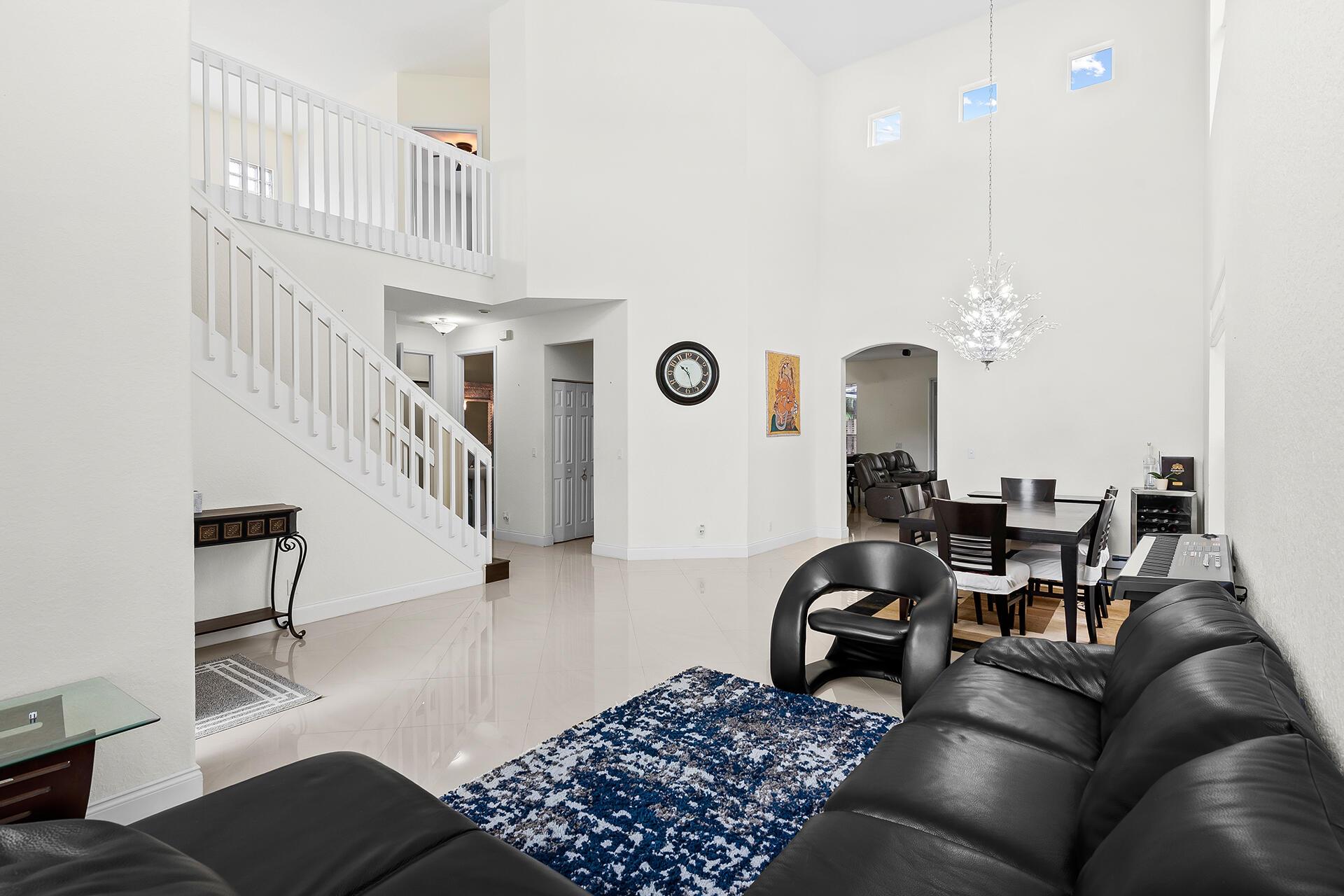 9728 Vineyard Court