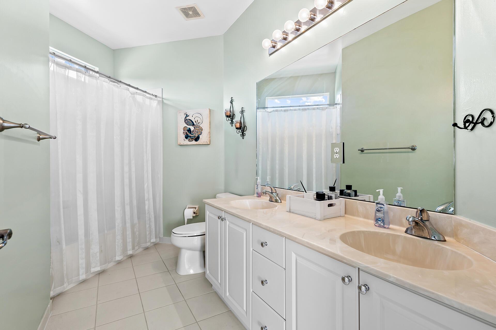9728 Vineyard Court