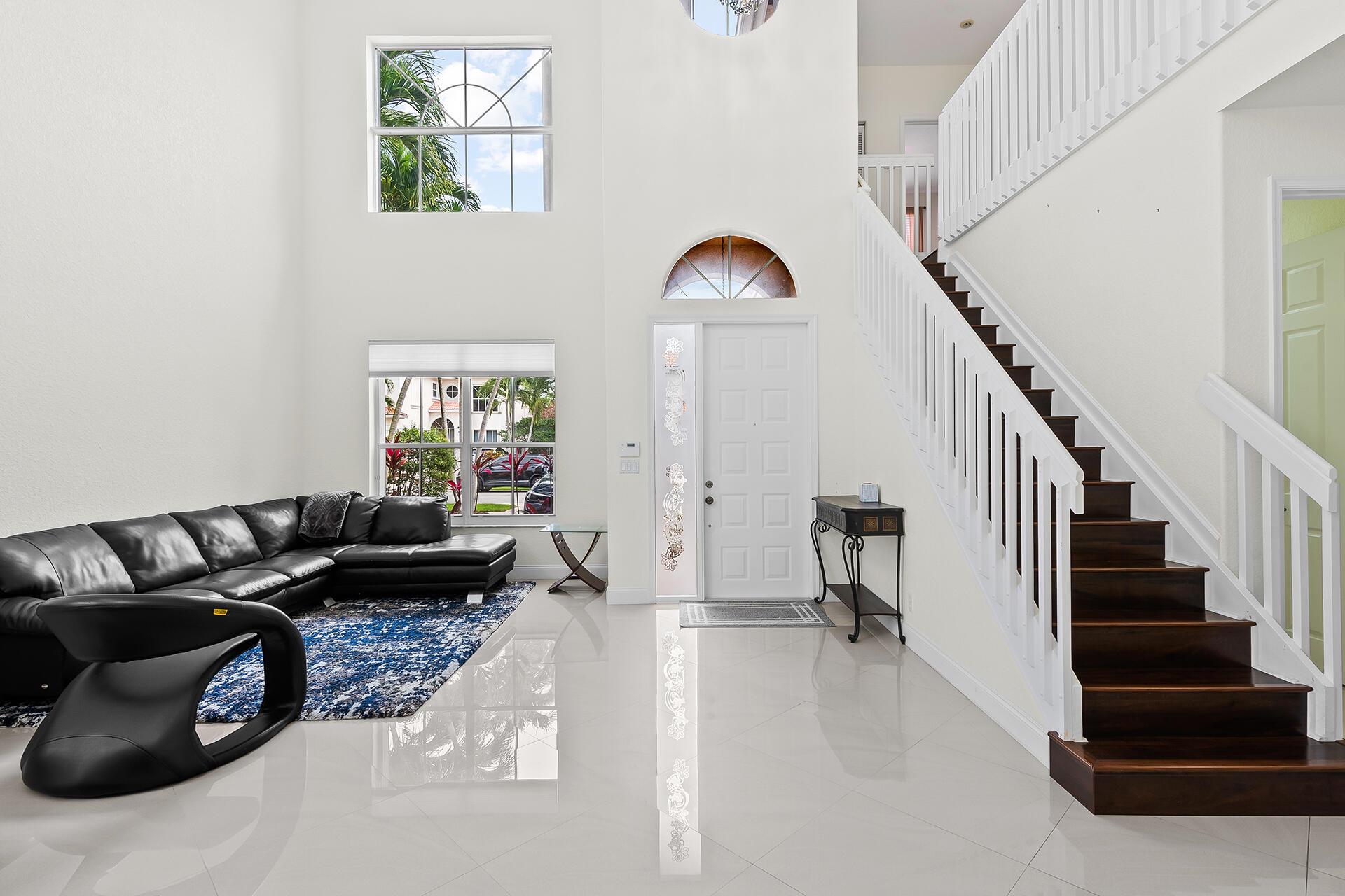 9728 Vineyard Court