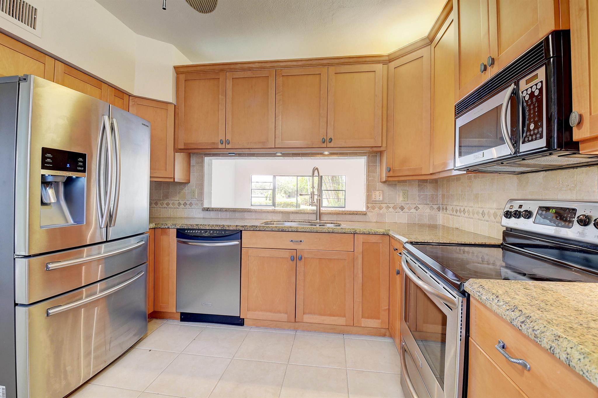 6654 Villa Sonrisa Drive Unit: 411
