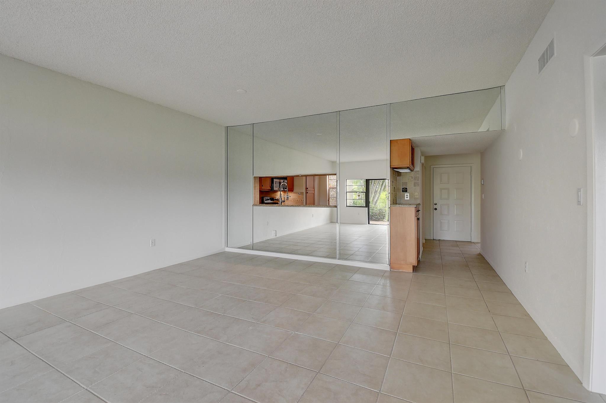 6654 Villa Sonrisa Drive Unit: 411