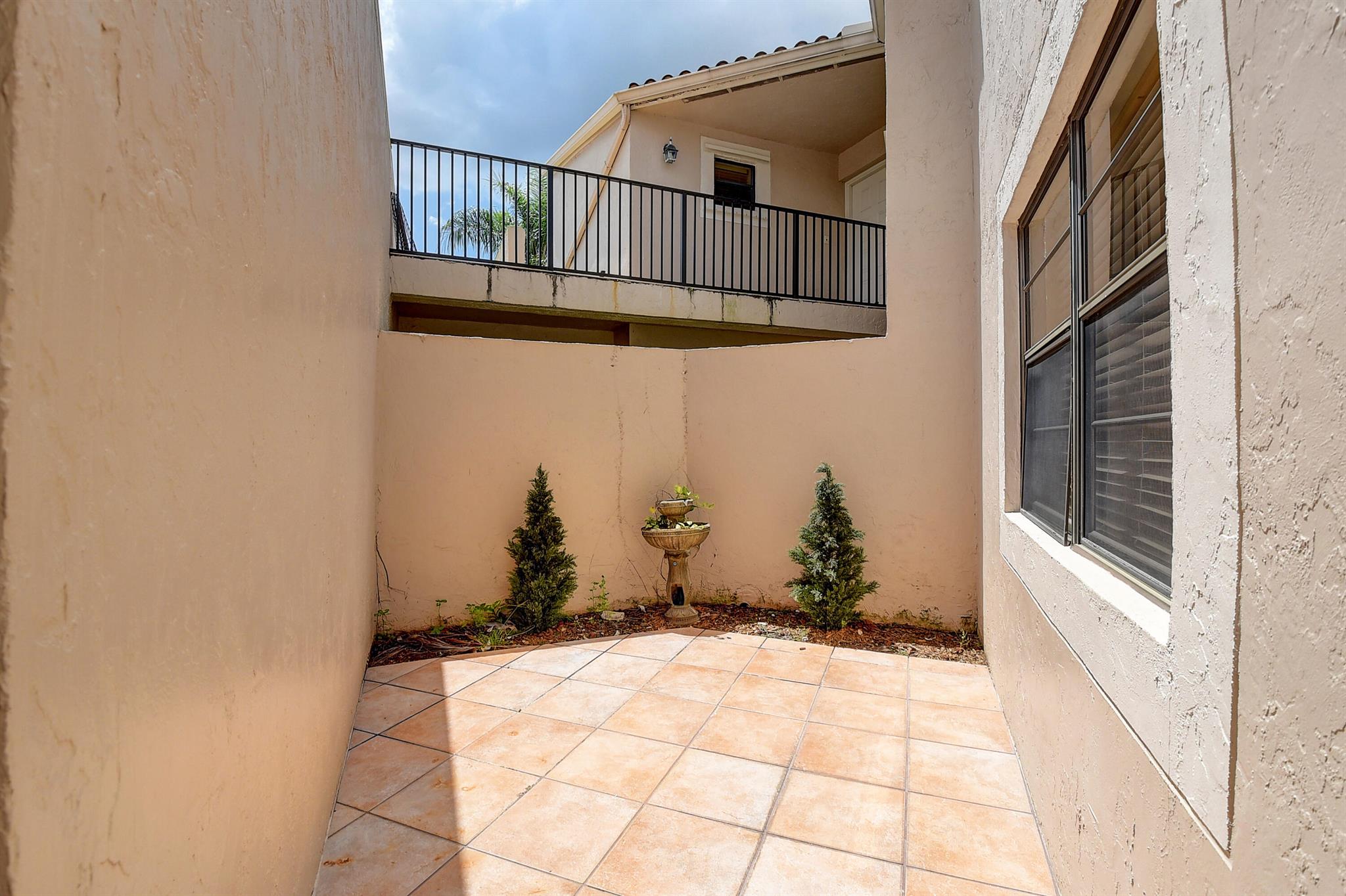 6654 Villa Sonrisa Drive Unit: 411