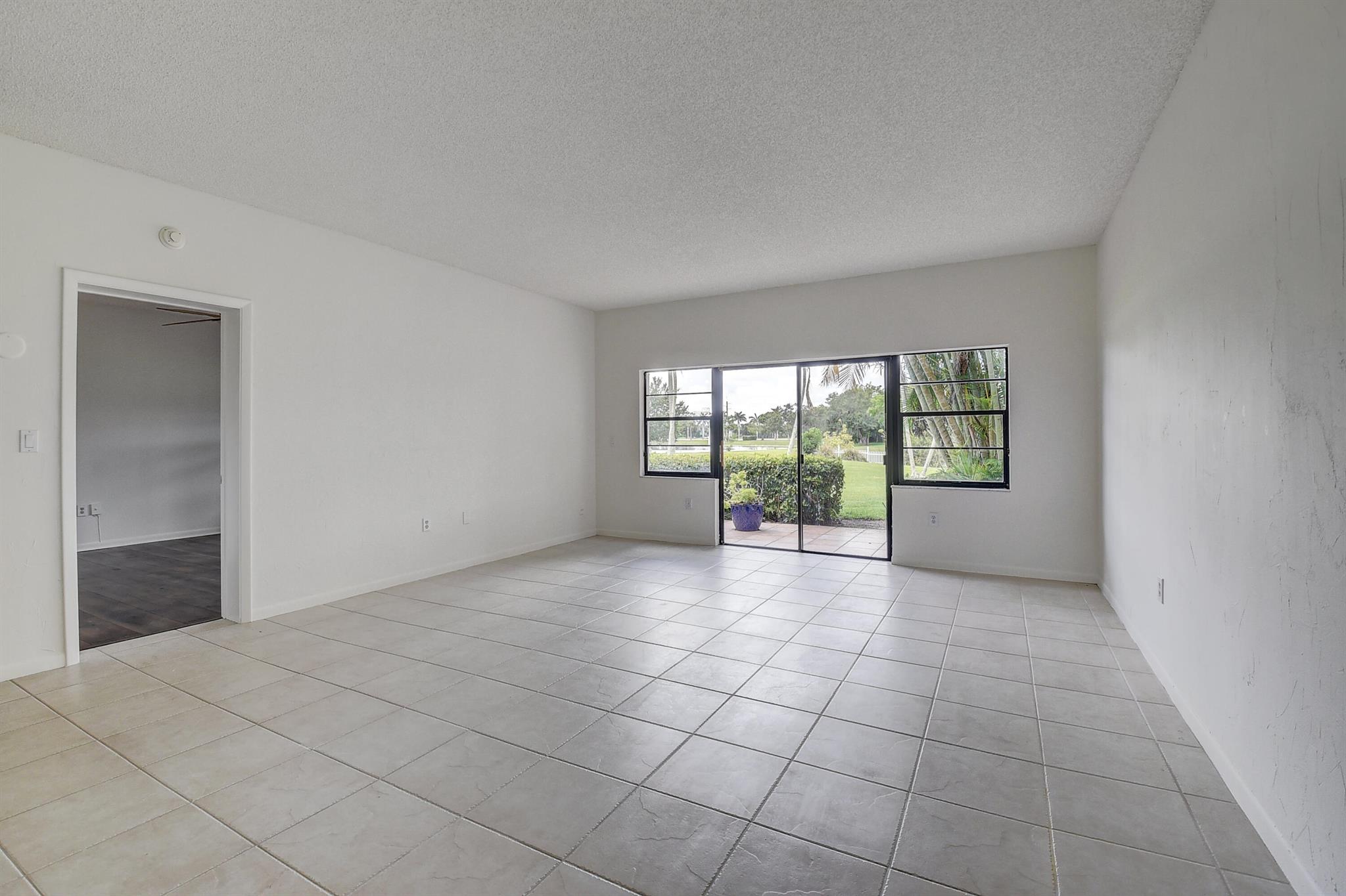 6654 Villa Sonrisa Drive Unit: 411