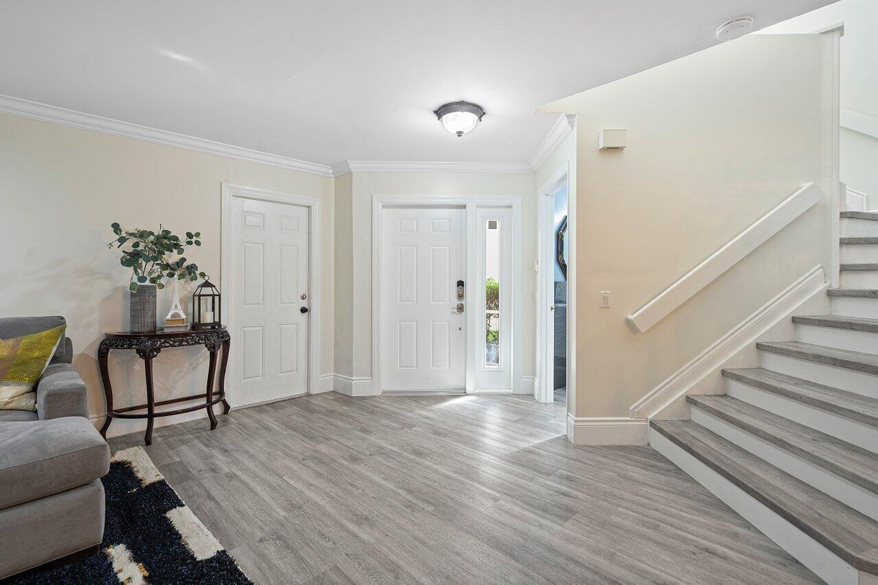 6232 NW 38th Drive