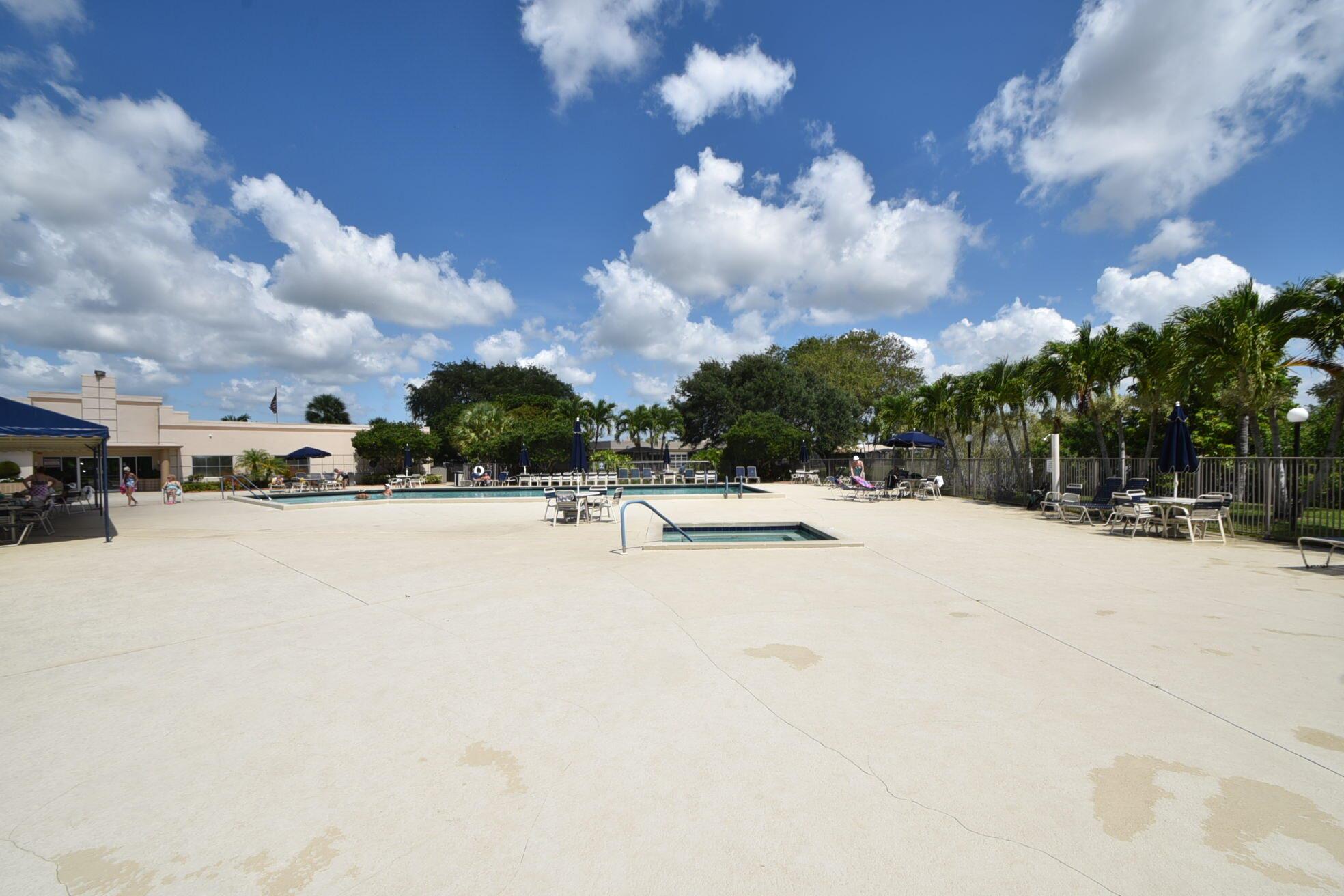 9335 Flynn Circle Unit: 4